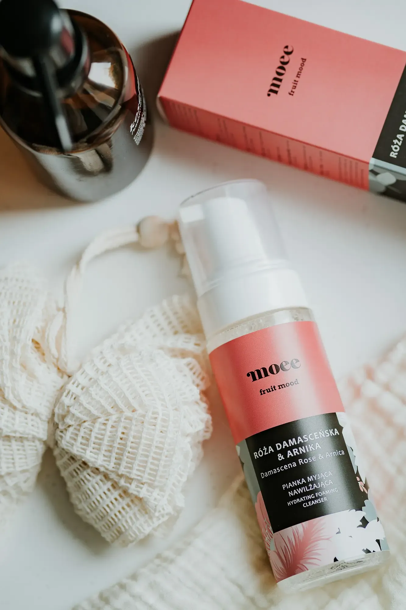 moee Fruit Mood Róża Damasceńska & Arnika Pianka Myjąca Nawilżająca 150ml